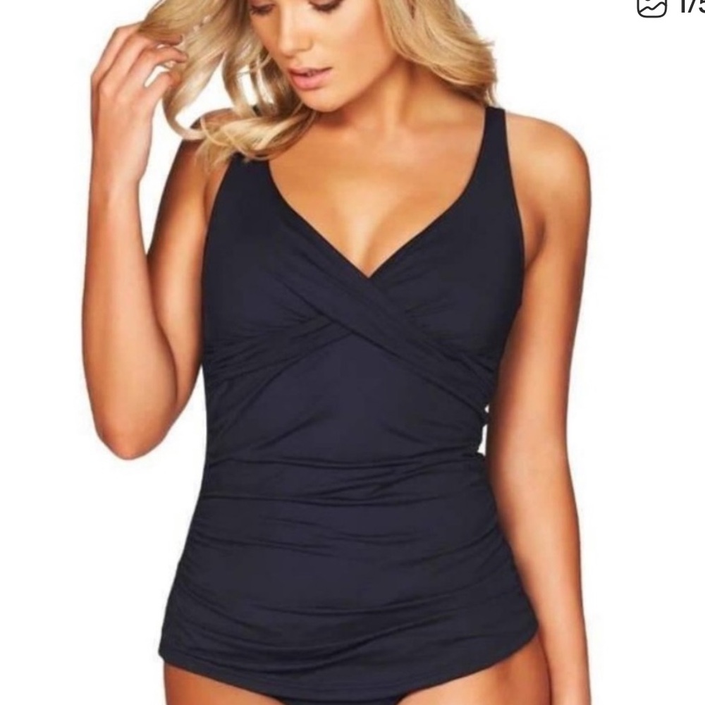 Sea Level Australia‎ Black Tankini Top
